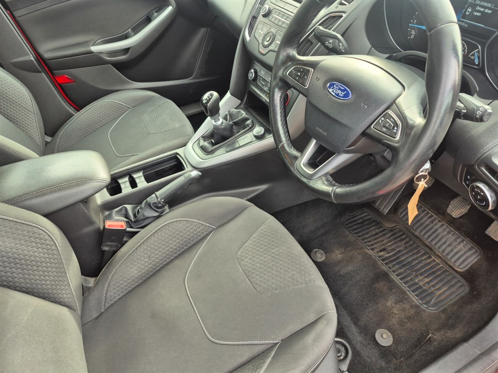 Used Ford Focus 2015 for sale - 78028263: Photo 8