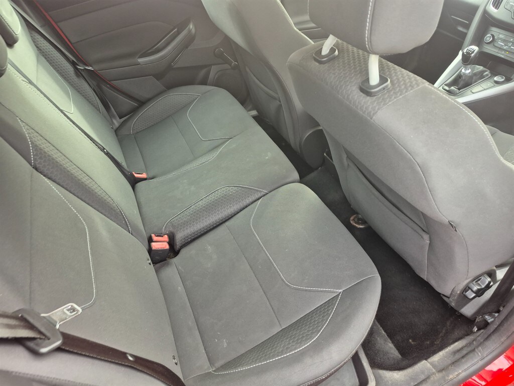 Used Ford Focus 2015 for sale - 78028263: Photo 9