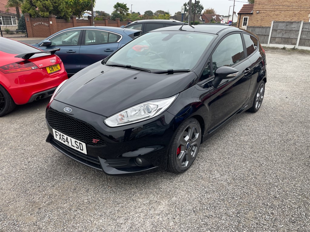 Used Ford Fiesta 2014 for sale - 76302561: Photo 3