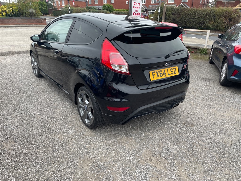 Used Ford Fiesta 2014 for sale - 76302561: Photo 4