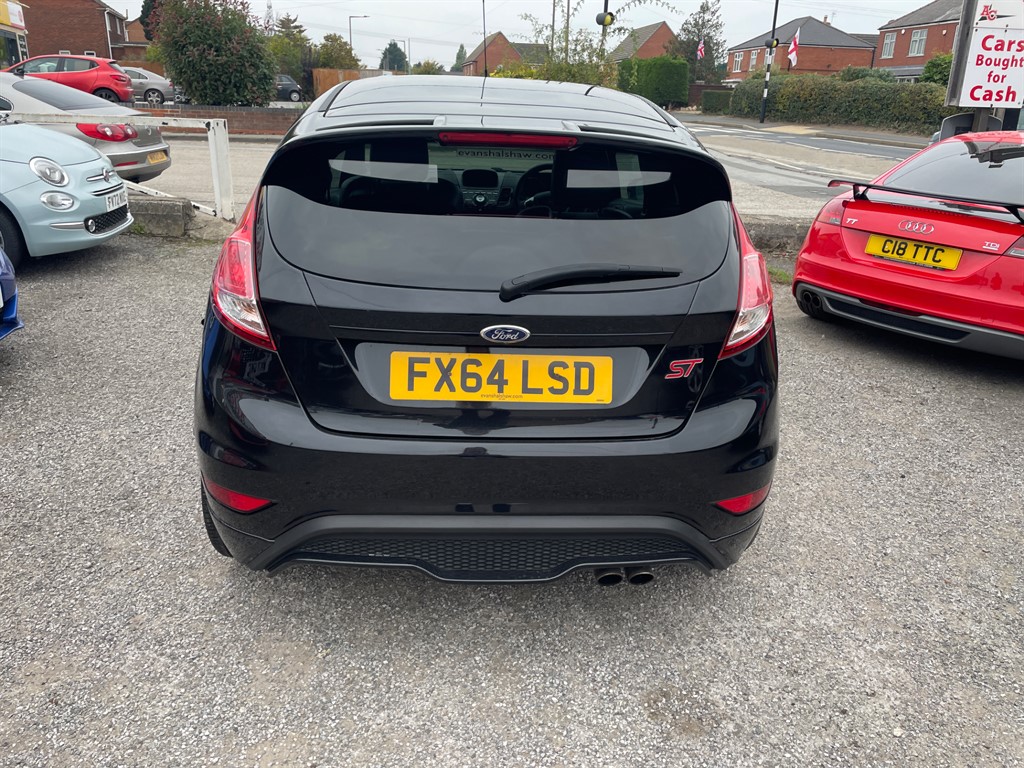 Used Ford Fiesta 2014 for sale - 76302561: Photo 5