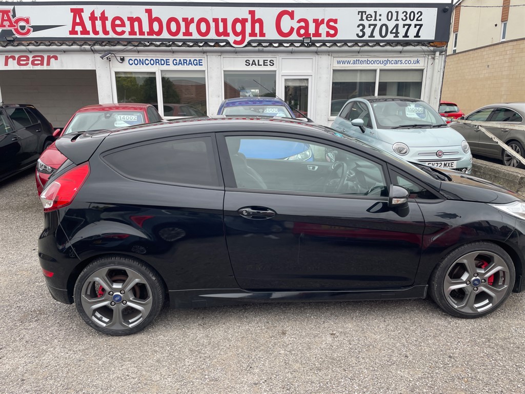 Used Ford Fiesta 2014 for sale - 76302561: Photo 7