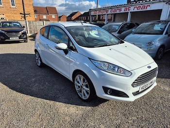 Used Ford Fiesta 2015 for sale - 78014872: Photo