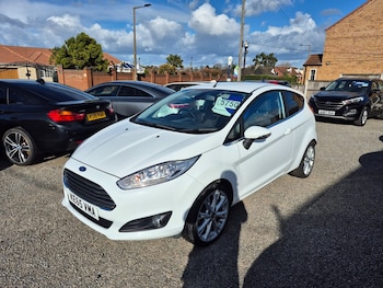 Used Ford Fiesta 2015 for sale - 78014872: Photo