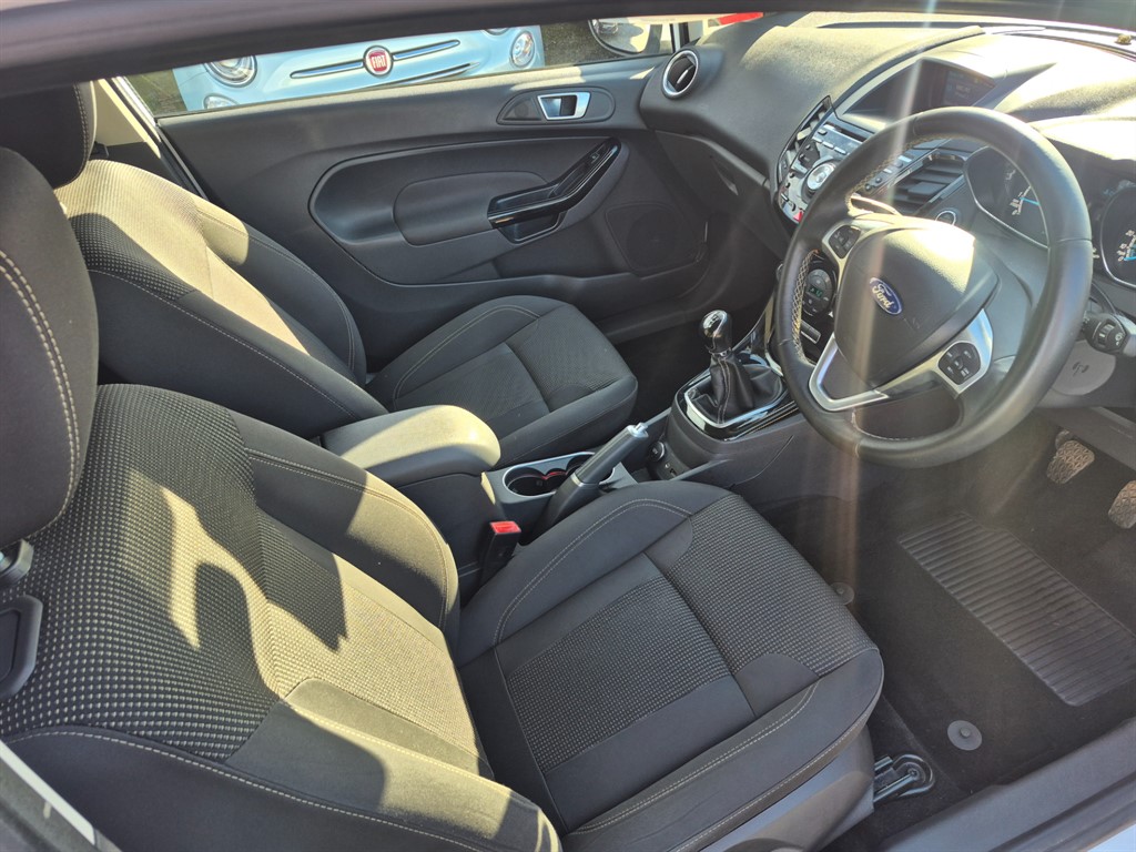 Used Ford Fiesta 2015 for sale - 78014872: Photo 7