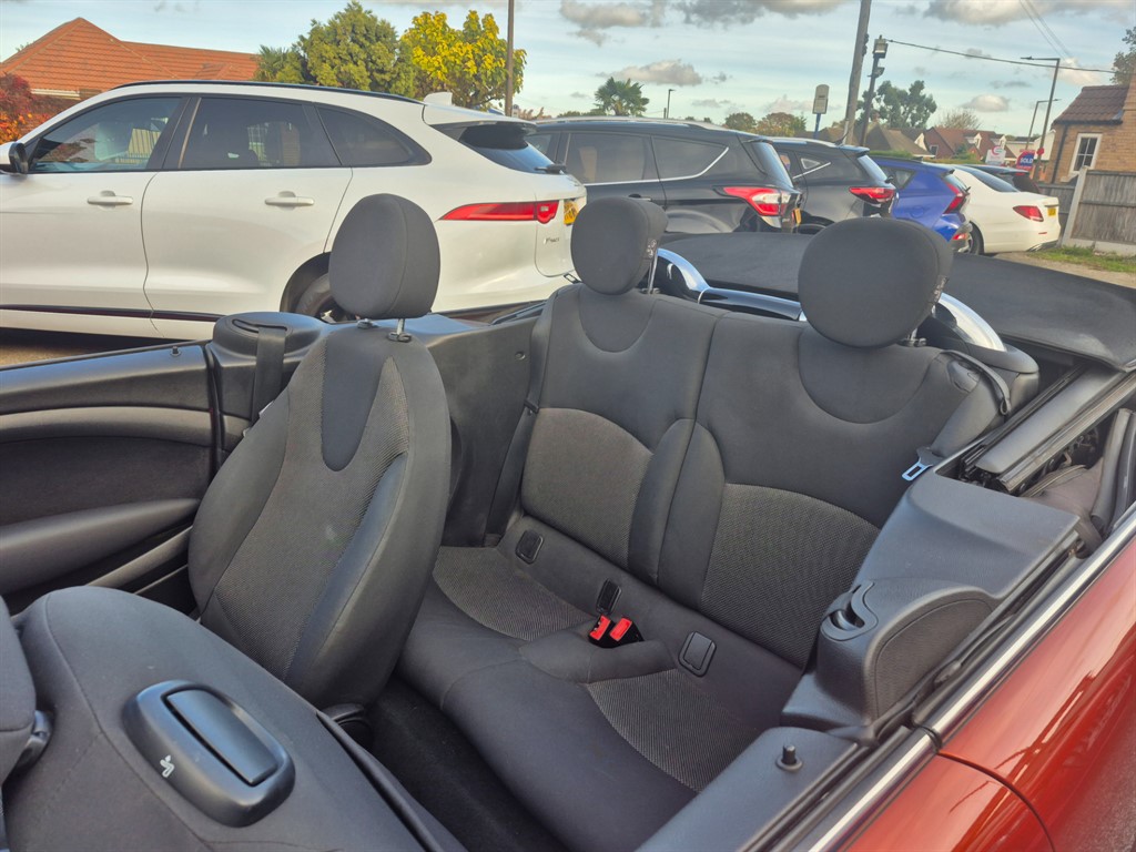 Used MINI Convertible 2013 for sale - 76415434: Photo 10