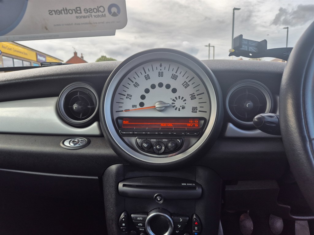 Used MINI Convertible 2013 for sale - 76415434: Photo 15