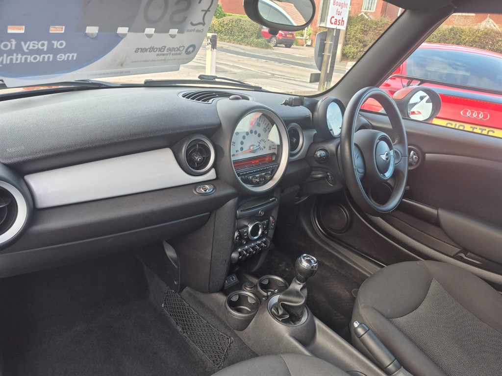 Used MINI Convertible 2013 for sale - 76415434: Photo 19