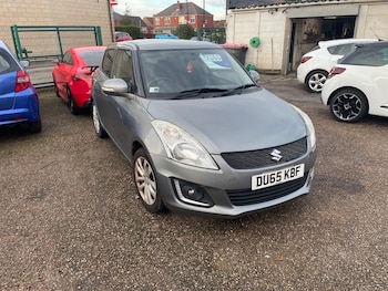 Used Suzuki Swift 2015 for sale - 76933374: Photo