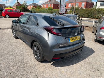Used Honda Civic 2015 for sale - 79559944: Photo
