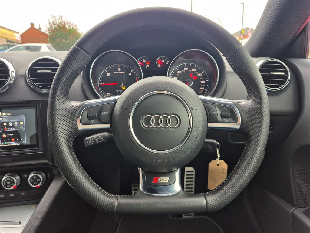 Used Audi TT 2011 for sale - 76172521: Photo 10