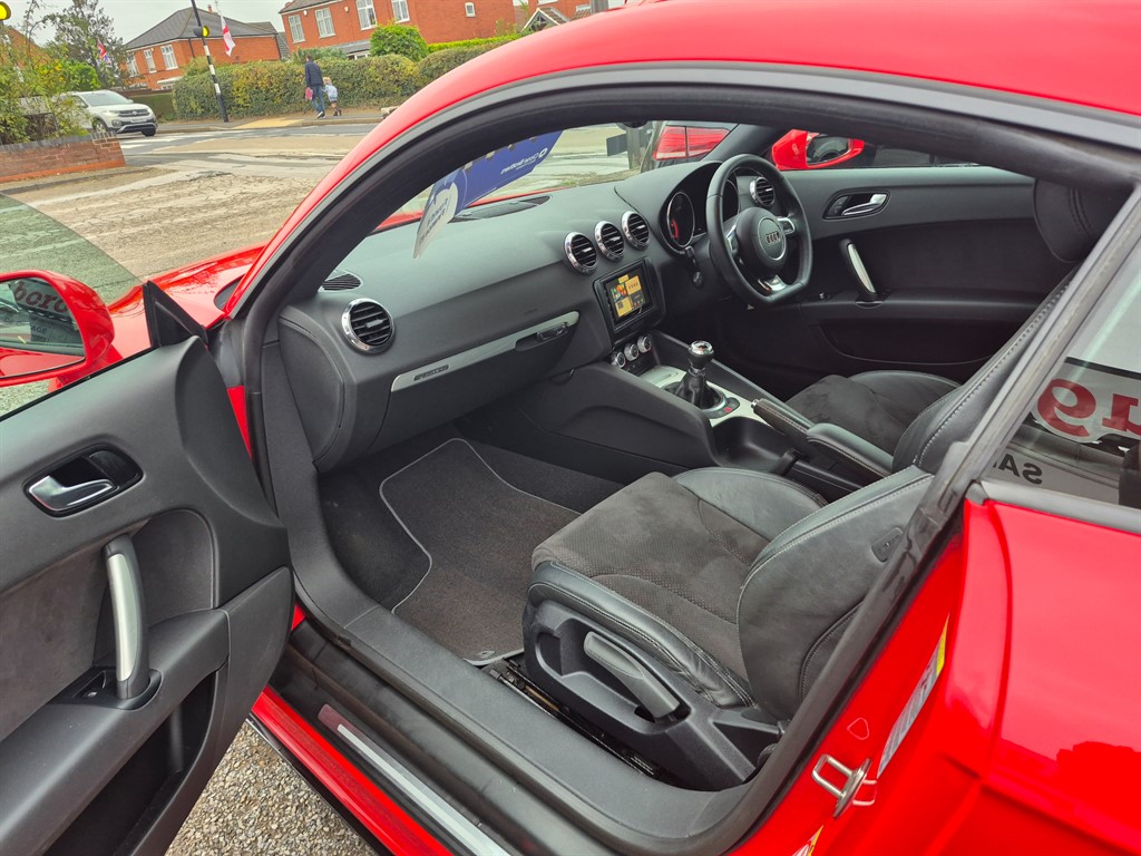 Used Audi TT 2011 for sale - 76172521: Photo 18