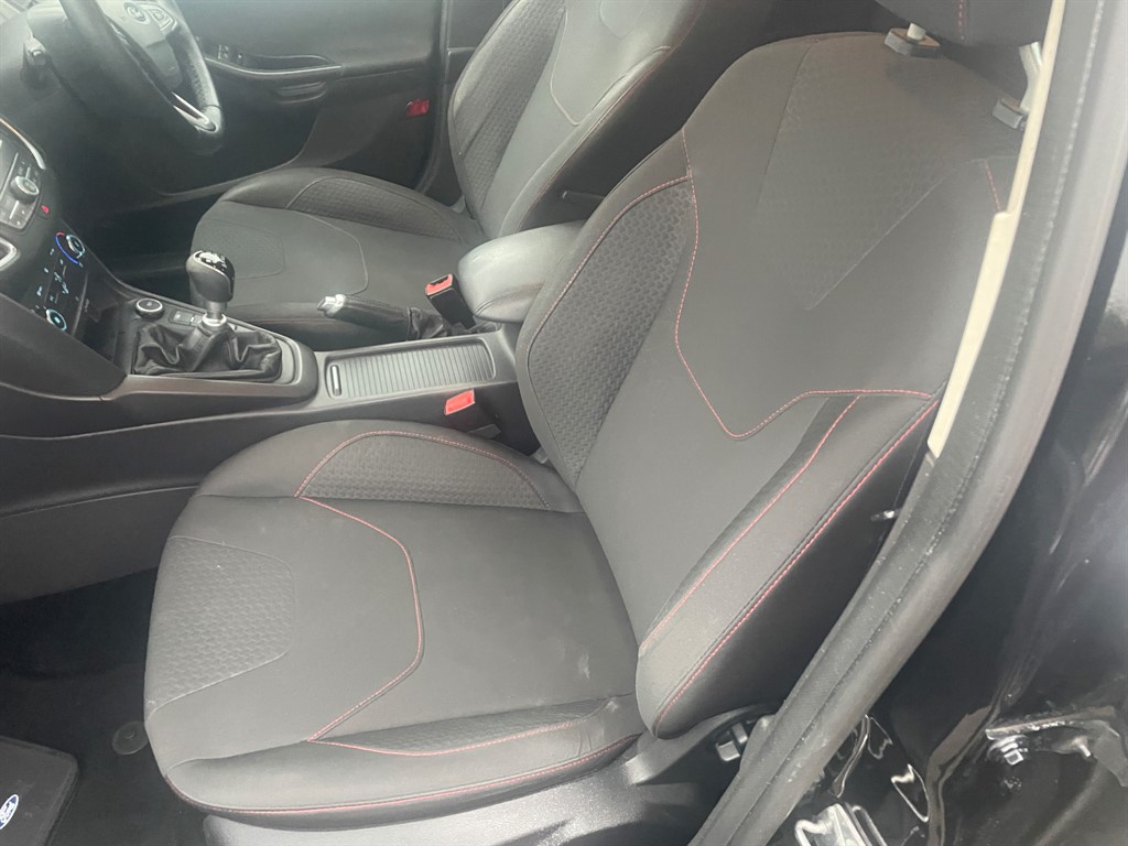 Used Ford Focus 2015 for sale - 77339723: Photo 13