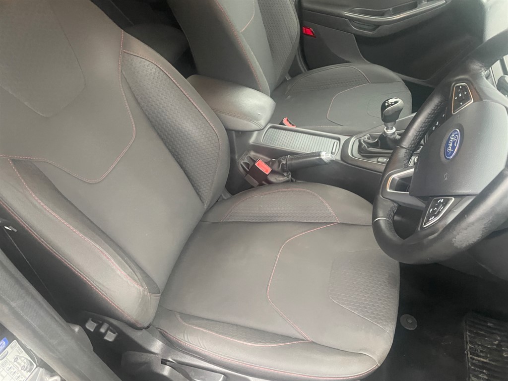 Used Ford Focus 2015 for sale - 77339723: Photo 8