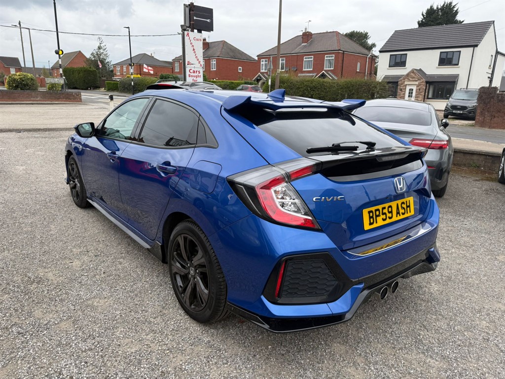 Used Honda Civic 2017 for sale - 78094871: Photo 4