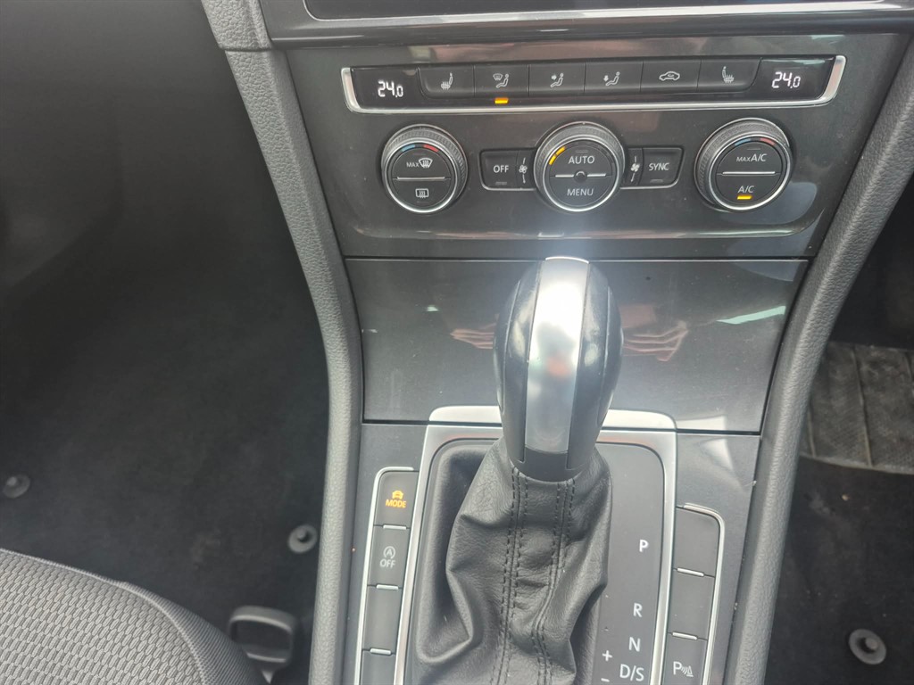 Used Volkswagen Golf 2019 for sale - 77592458: Photo 15