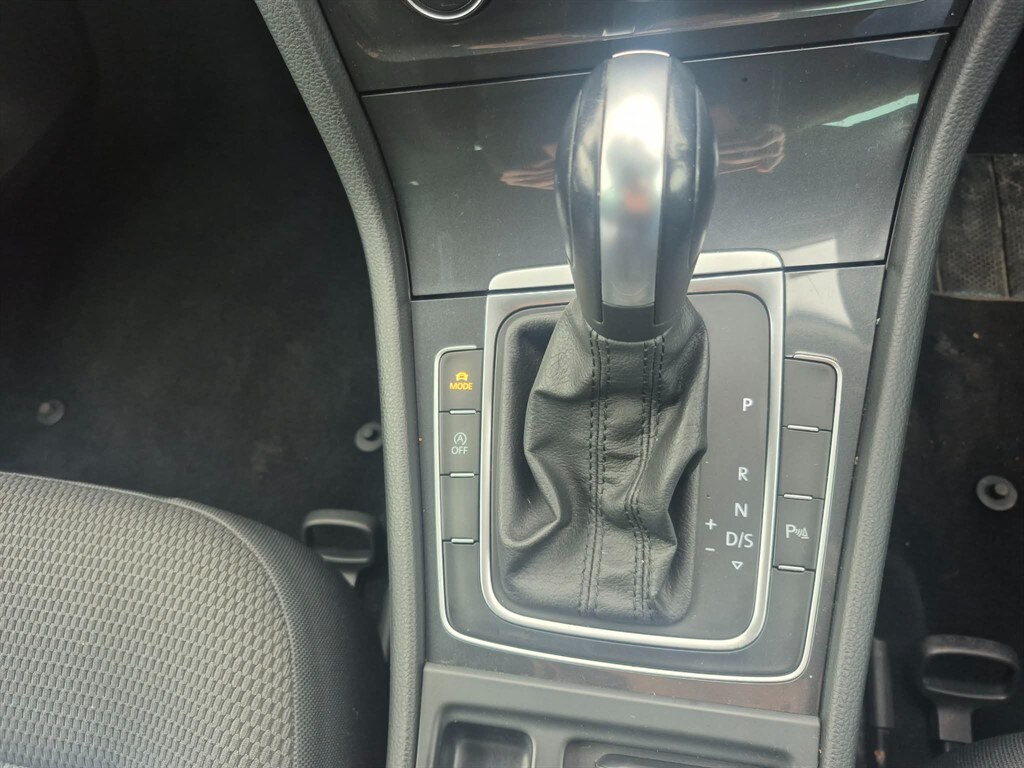 Used Volkswagen Golf 2019 for sale - 77592458: Photo 16