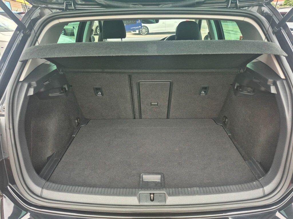 Used Volkswagen Golf 2019 for sale - 77592458: Photo 8