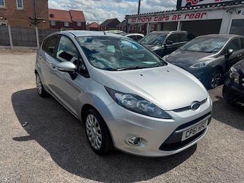 Used Ford Fiesta 2011 for sale - 79057455: Photo