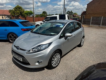 Used Ford Fiesta 2011 for sale - 79057455: Photo