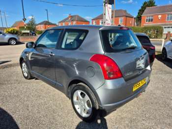 Used Suzuki Swift 2006 for sale - 74220915: Photo