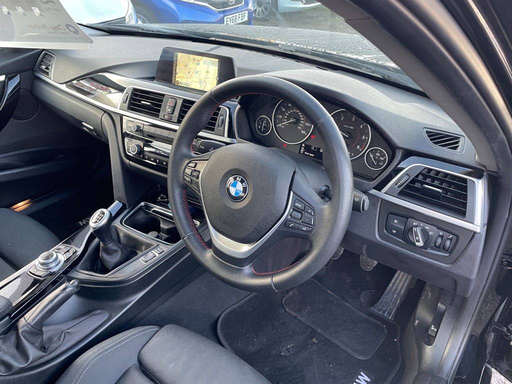 Used BMW 3 Series 2016 for sale - 76862000: Photo 9
