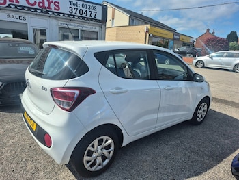 Used Hyundai i10 2017 for sale - 78199266: Photo