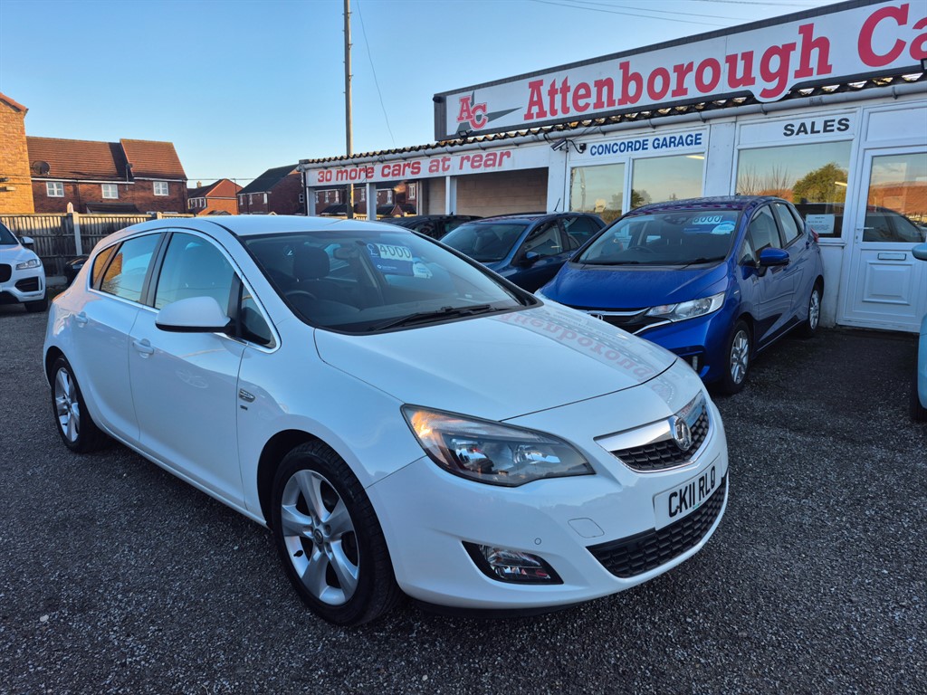Used Vauxhall Astra 2011 for sale - 76696708: Photo 1