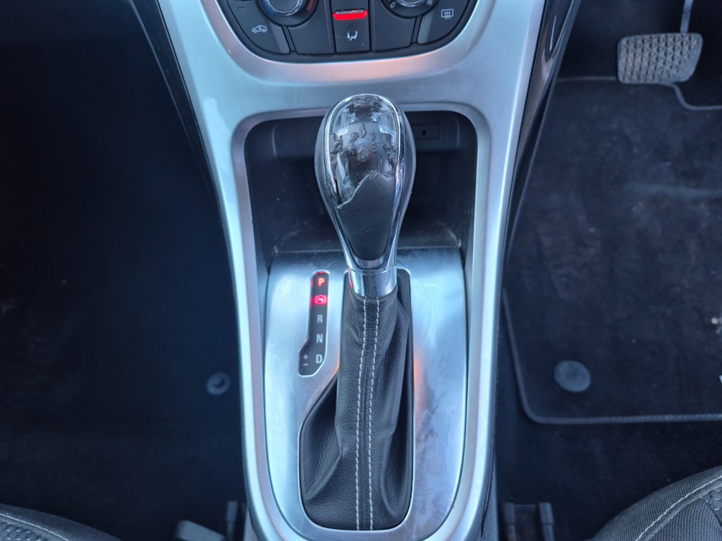 Used Vauxhall Astra 2011 for sale - 76696708: Photo 12