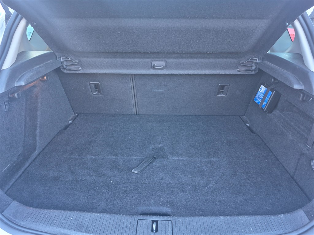 Used Vauxhall Astra 2011 for sale - 76696708: Photo 8