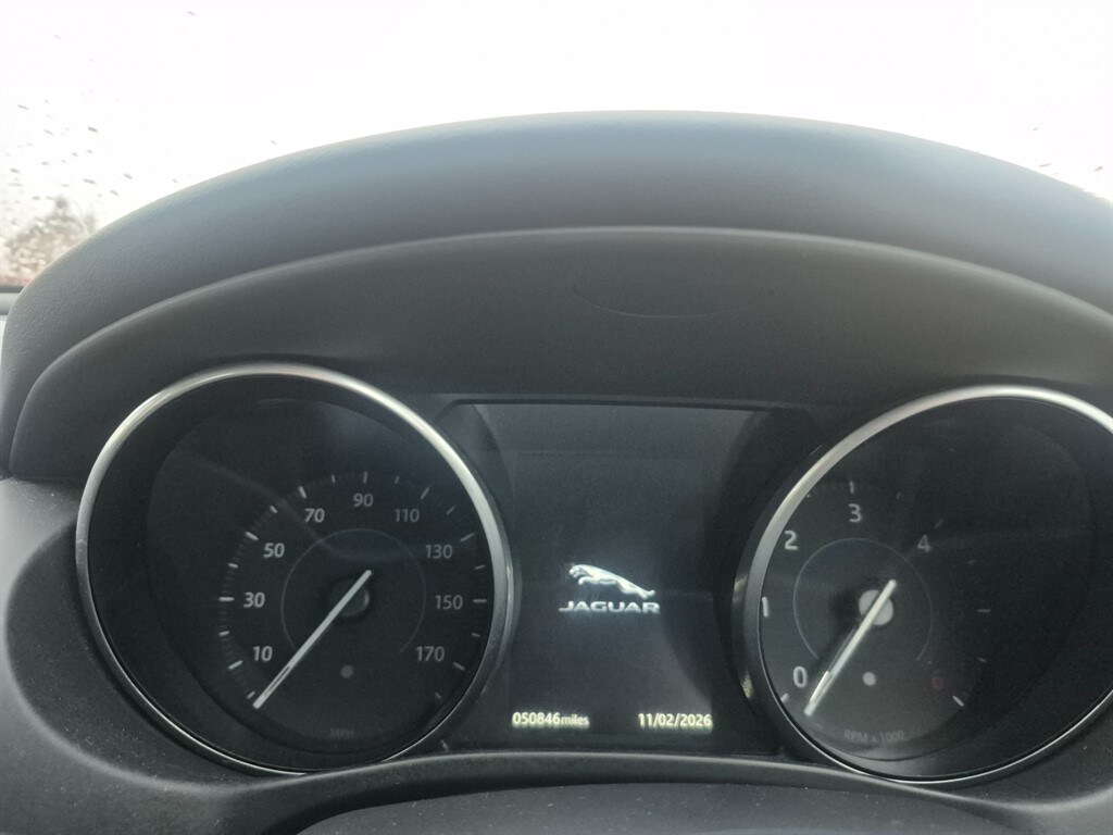 Used Jaguar XE 2017 for sale - 77563464: Photo 12