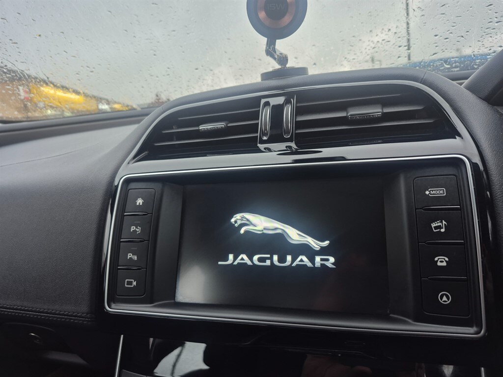 Used Jaguar XE 2017 for sale - 77563464: Photo 13