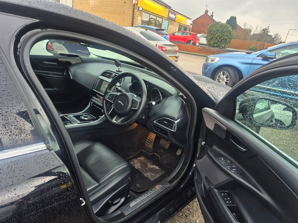 Used Jaguar XE 2017 for sale - 77563464: Photo 7