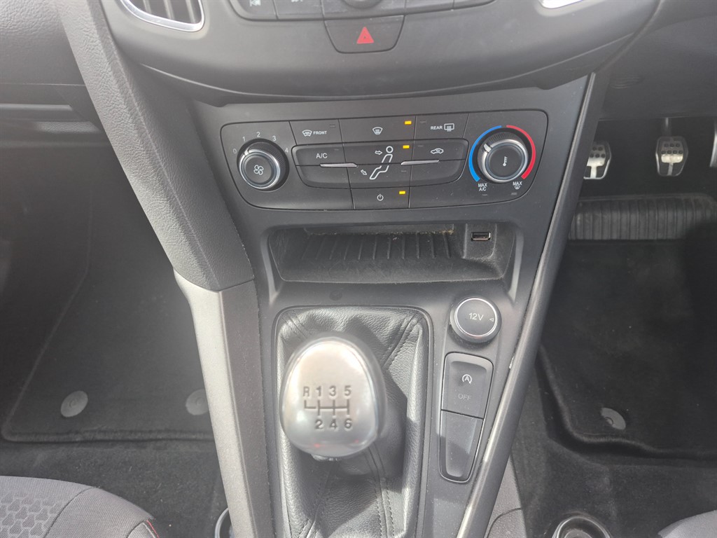 Used Ford Focus 2018 for sale - 75972670: Photo 12