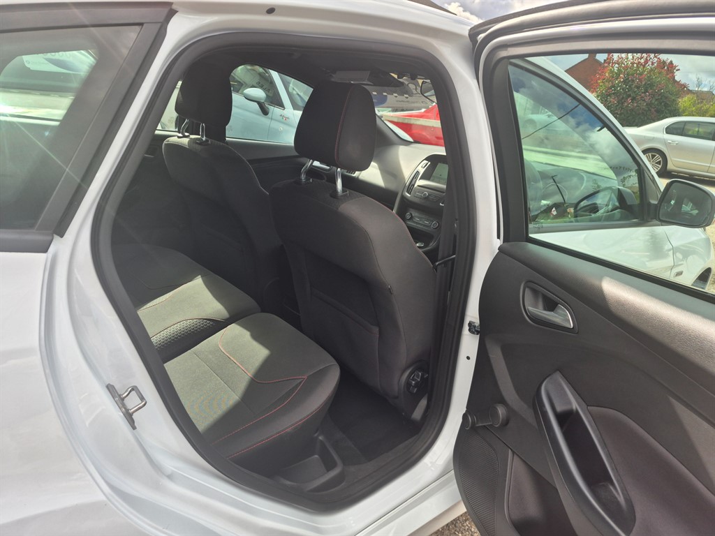 Used Ford Focus 2018 for sale - 75972670: Photo 19