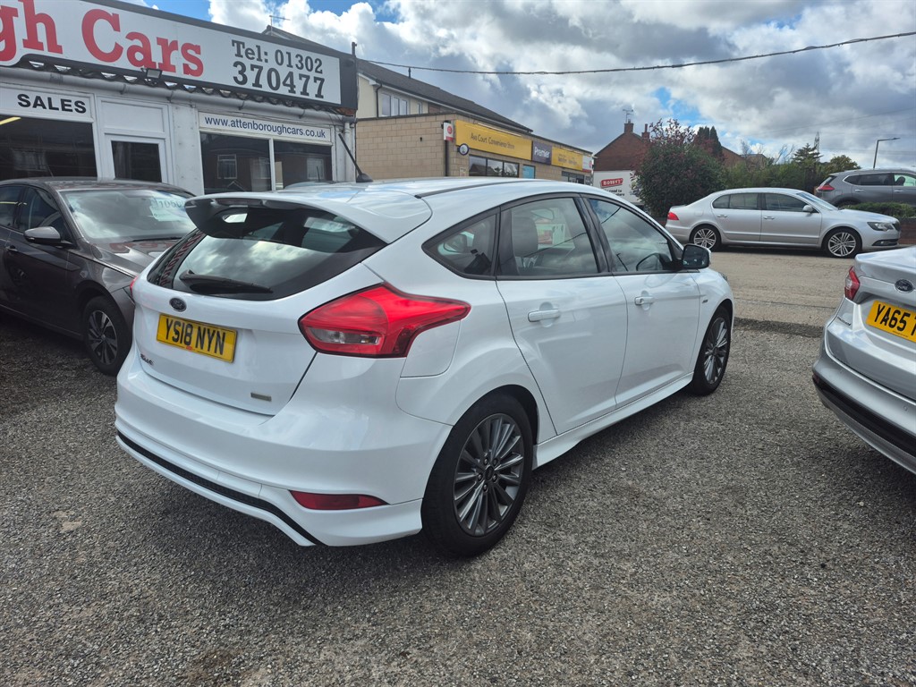 Used Ford Focus 2018 for sale - 75972670: Photo 4