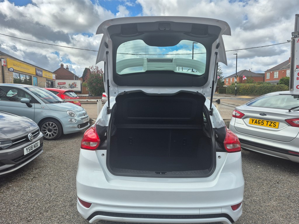 Used Ford Focus 2018 for sale - 75972670: Photo 6