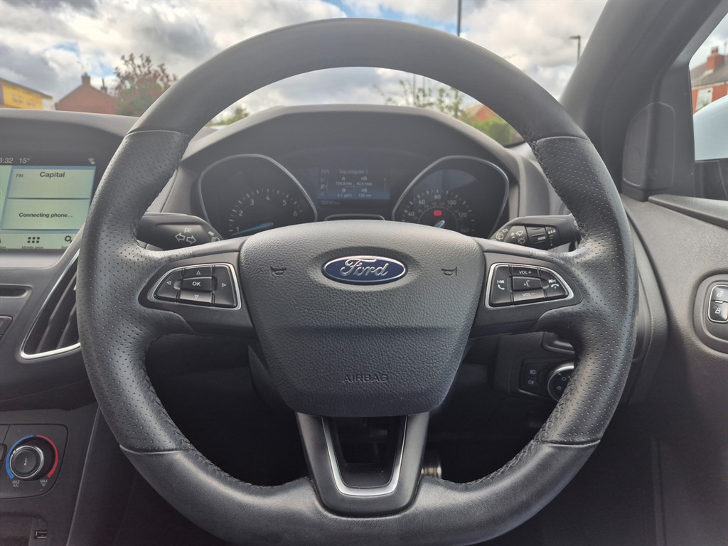 Used Ford Focus 2018 for sale - 75972670: Photo 9
