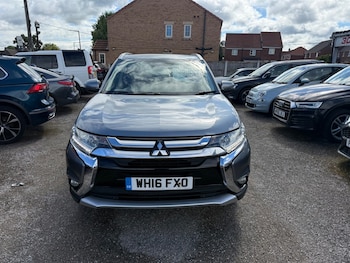 Used Mitsubishi Outlander 2016 for sale - 78917953: Photo