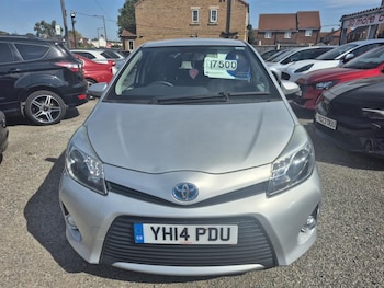 Used Toyota Yaris 2014 for sale - 75692194: Photo