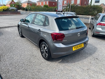 Used Volkswagen Polo 2018 for sale - 79528062: Photo
