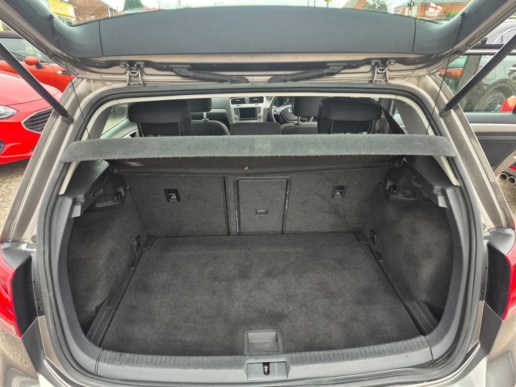 Used Volkswagen Golf 2016 for sale - 78000575: Photo 11