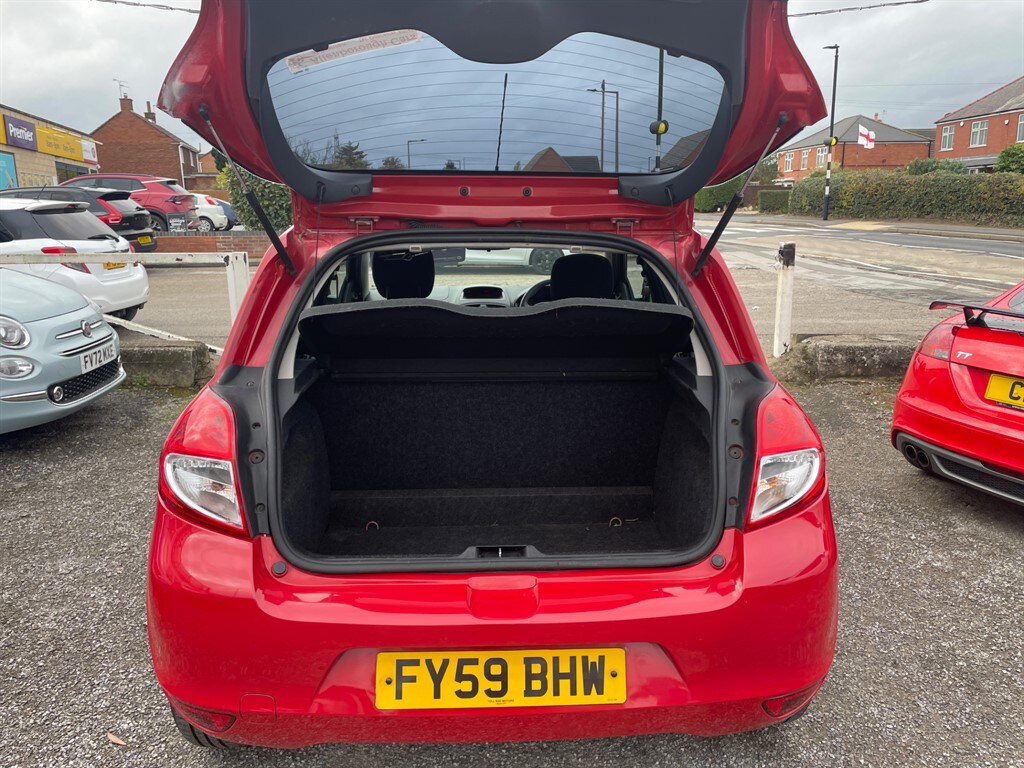 Used Renault Clio 2009 for sale - 76428409: Photo 11