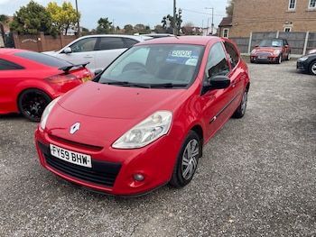 Used Renault Clio 2009 for sale - 76428409: Photo