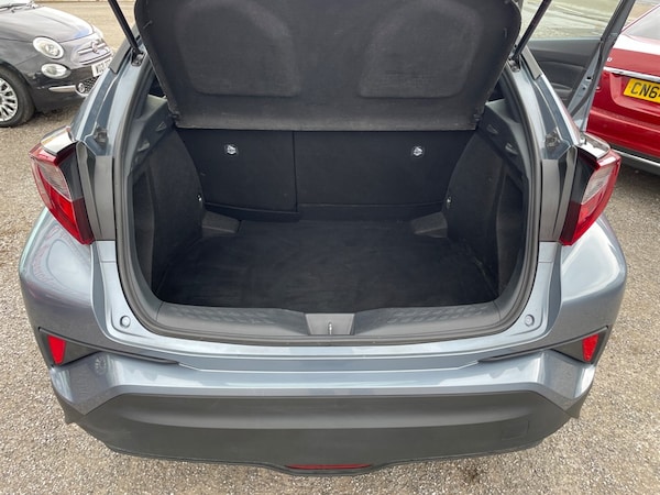 Used Toyota C-HR 2021 for sale - 75570524: Photo 11