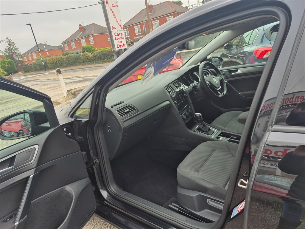 Used Volkswagen Golf 2019 for sale - 76161665: Photo 17