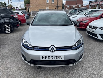 Used Volkswagen Golf 2016 for sale - 75570389: Photo