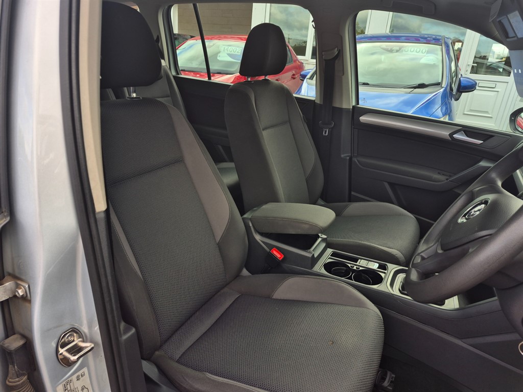 Used Volkswagen Touran 2017 for sale - 76366700: Photo 11