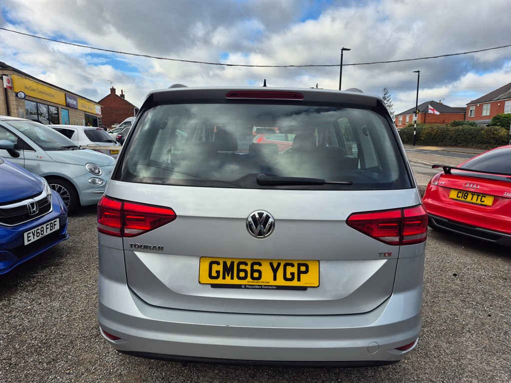 Used Volkswagen Touran 2017 for sale - 76366700: Photo 6