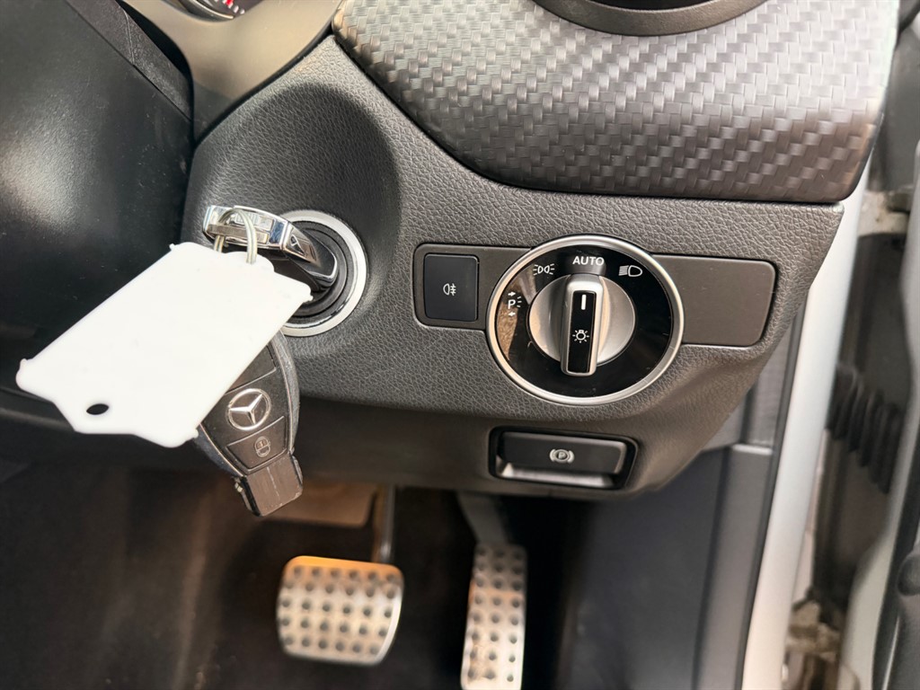 Used Mercedes-Benz A-Class 2016 for sale - 77975709: Photo 9